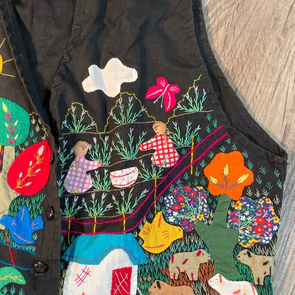 Signed Columbian 100% handmade Appliqué Embroidered Vest - Picture 7 of 16